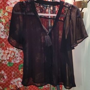SHEER LACE TOP